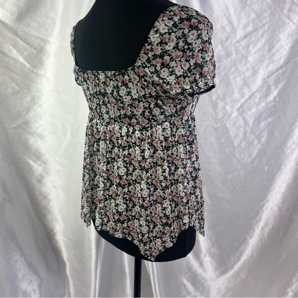 🖤RSQ Girl’s Black Mesh Floral Asymmetrical Hem Babydoll Blouse – Size XL, NWT - Picture 4 of 9